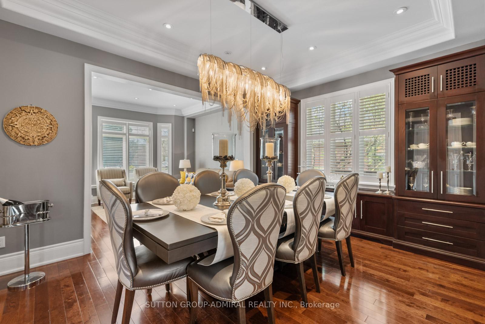 Photo 8 of 9 Cheshire Drive, Etobicoke, Princess-Rosethorn — HOMEH