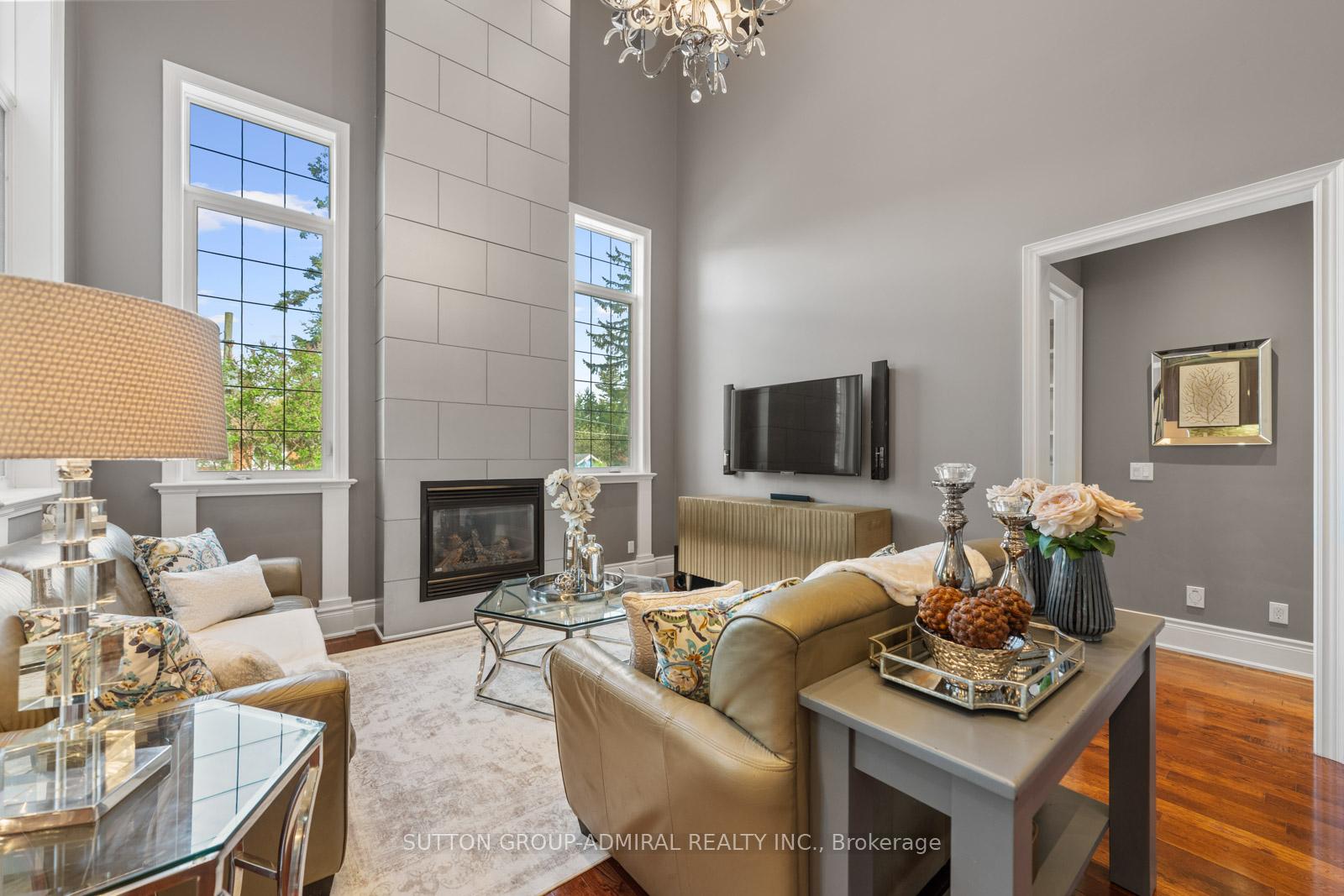 Photo 15 of 9 Cheshire Drive, Etobicoke, Princess-Rosethorn — HOMEH