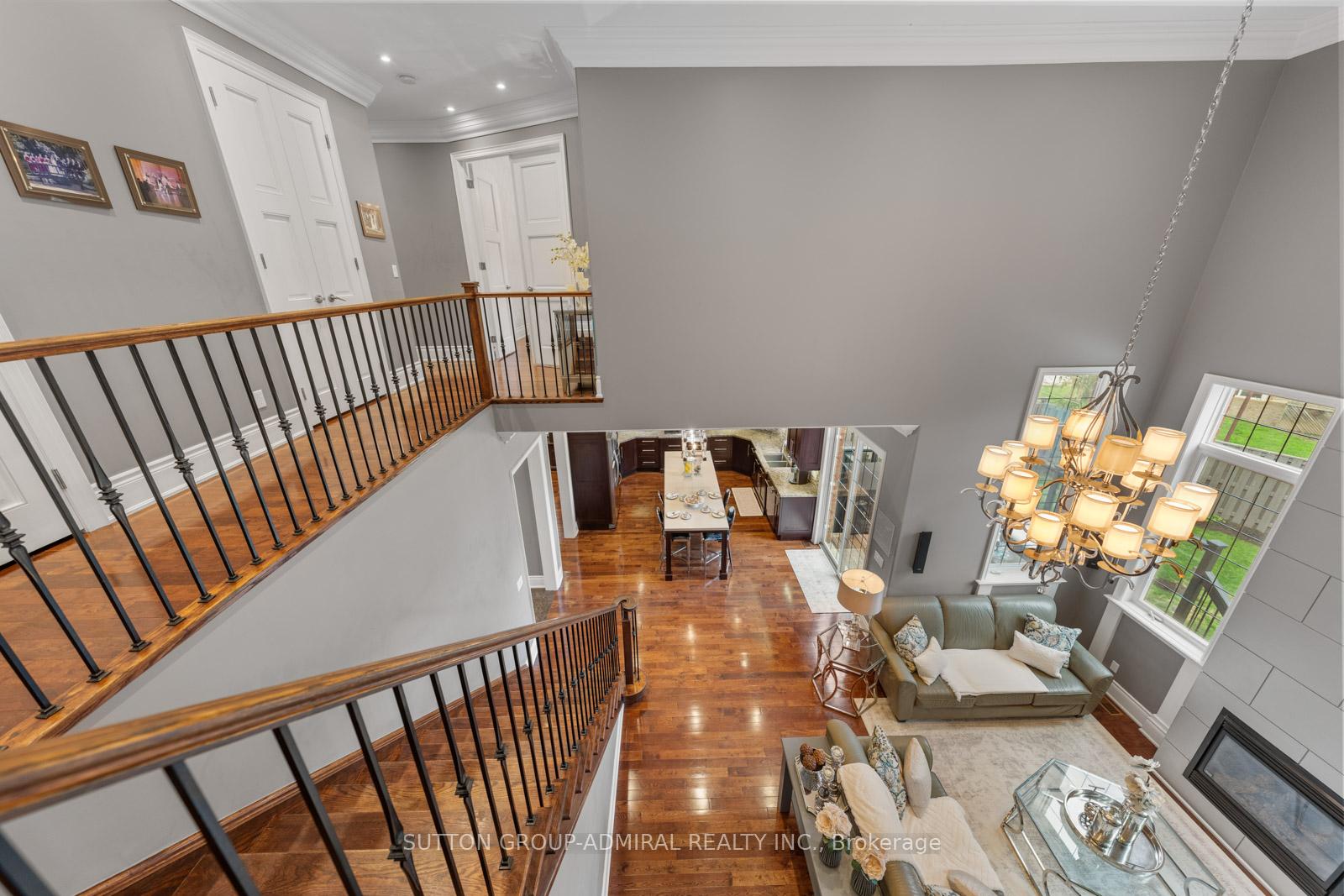 Photo 23 of 9 Cheshire Drive, Etobicoke, Princess-Rosethorn — HOMEH
