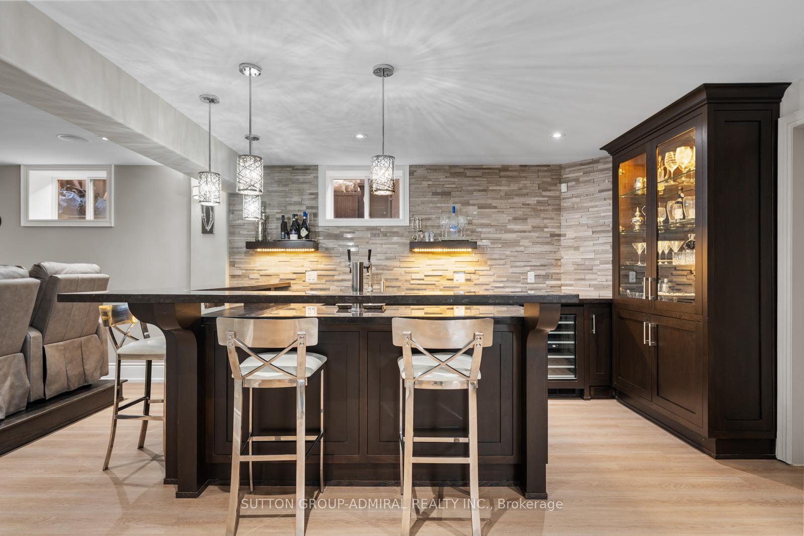 Photo 37 of 9 Cheshire Drive, Etobicoke, Princess-Rosethorn — HOMEH