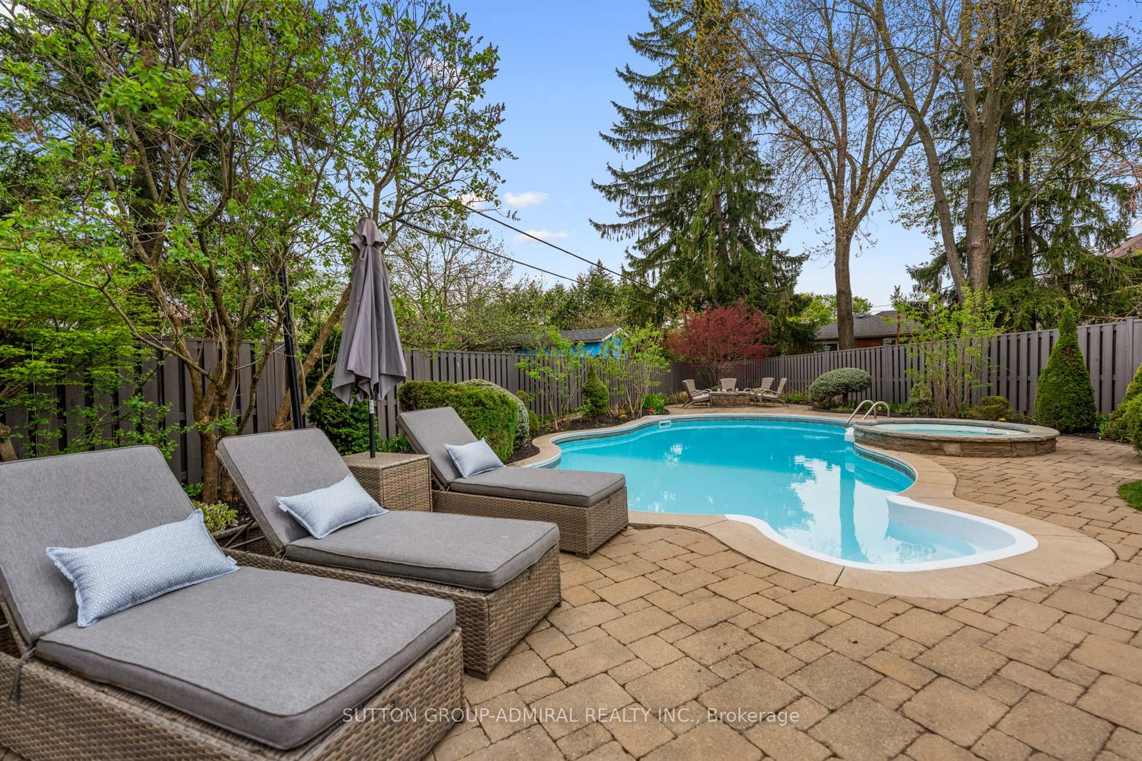 Photo 44 of 9 Cheshire Drive, Etobicoke, Princess-Rosethorn — HOMEH