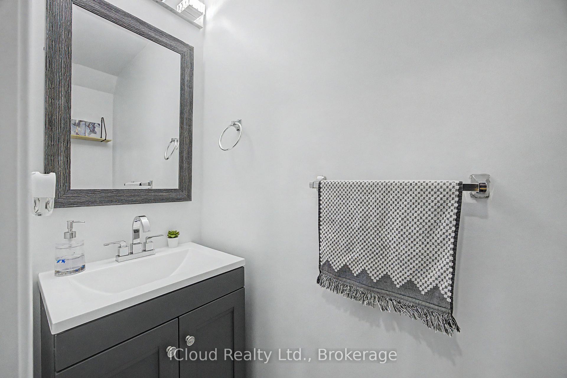 Photo 13 of Unit 6, 180 Howden Boulevard, Brampton, Westgate — HOMEH
