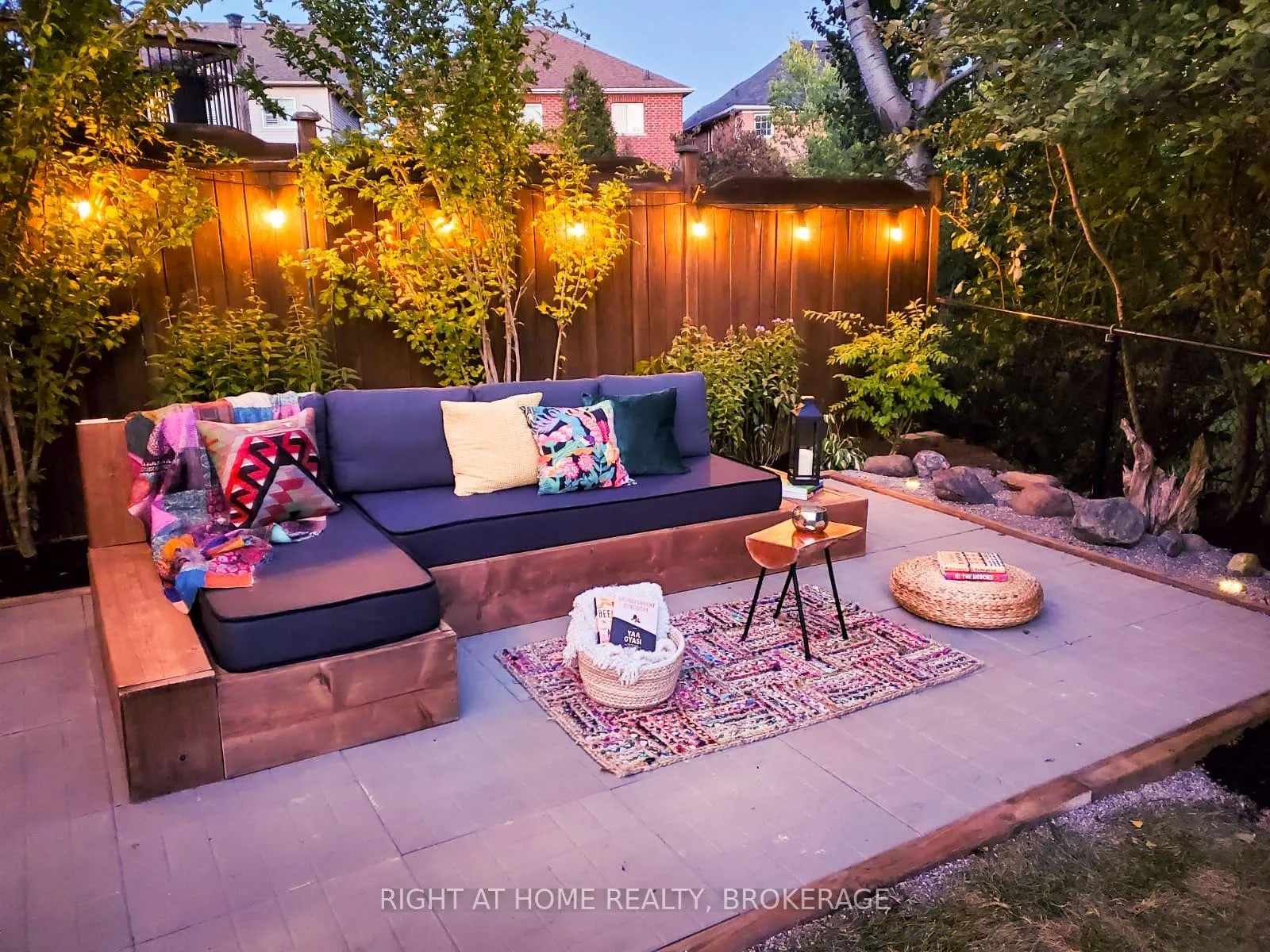 Photo 38 of 20 Brambirch Crescent, Brampton, Northwest Sandalwood Parkway — HOMEH