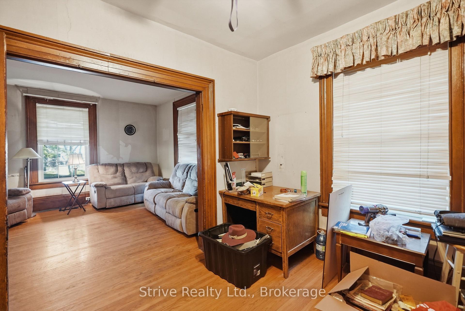 Photo 12 of 72 Elgin Street, Clarington, Bowmanville — HOMEH