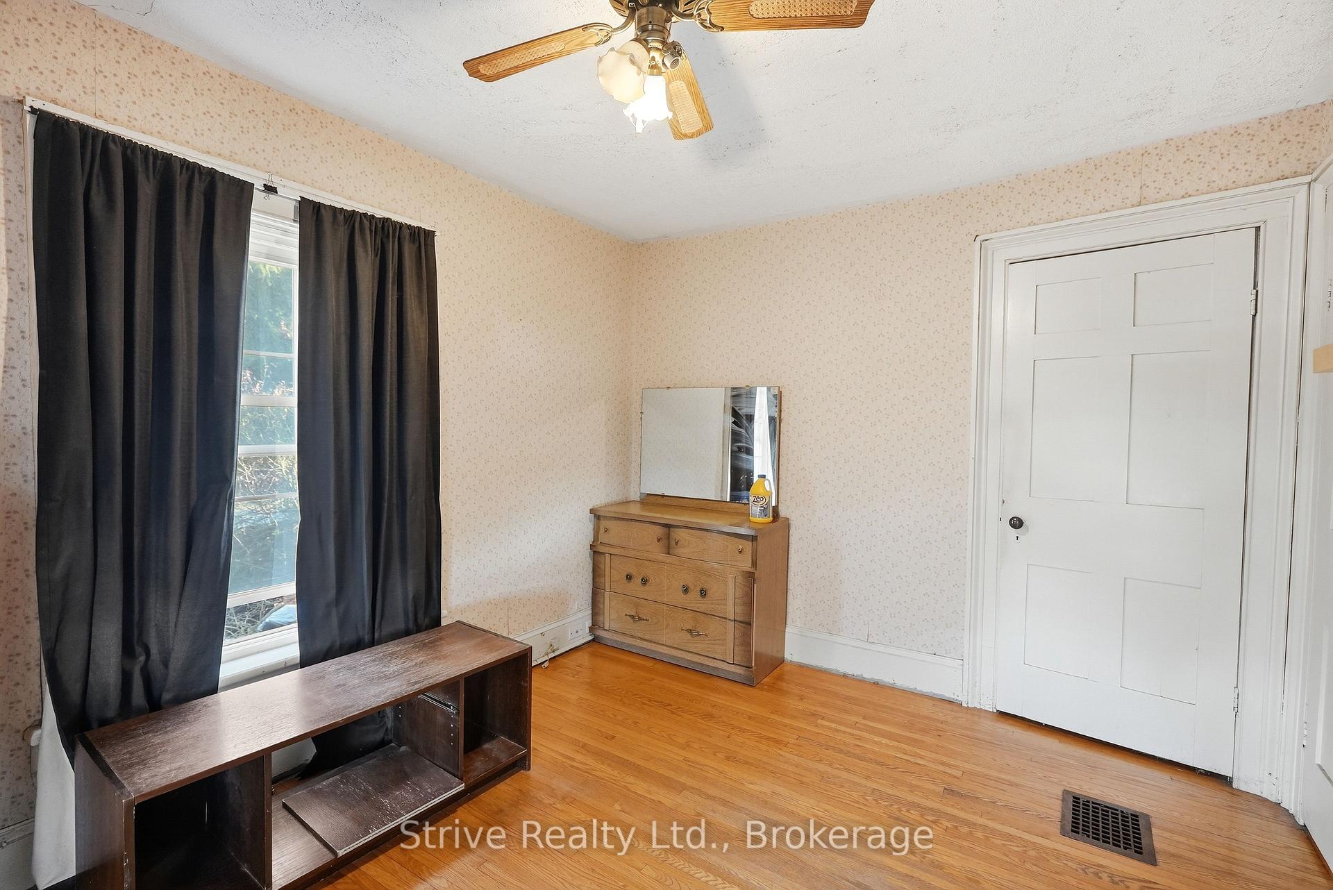 Photo 26 of 72 Elgin Street, Clarington, Bowmanville — HOMEH