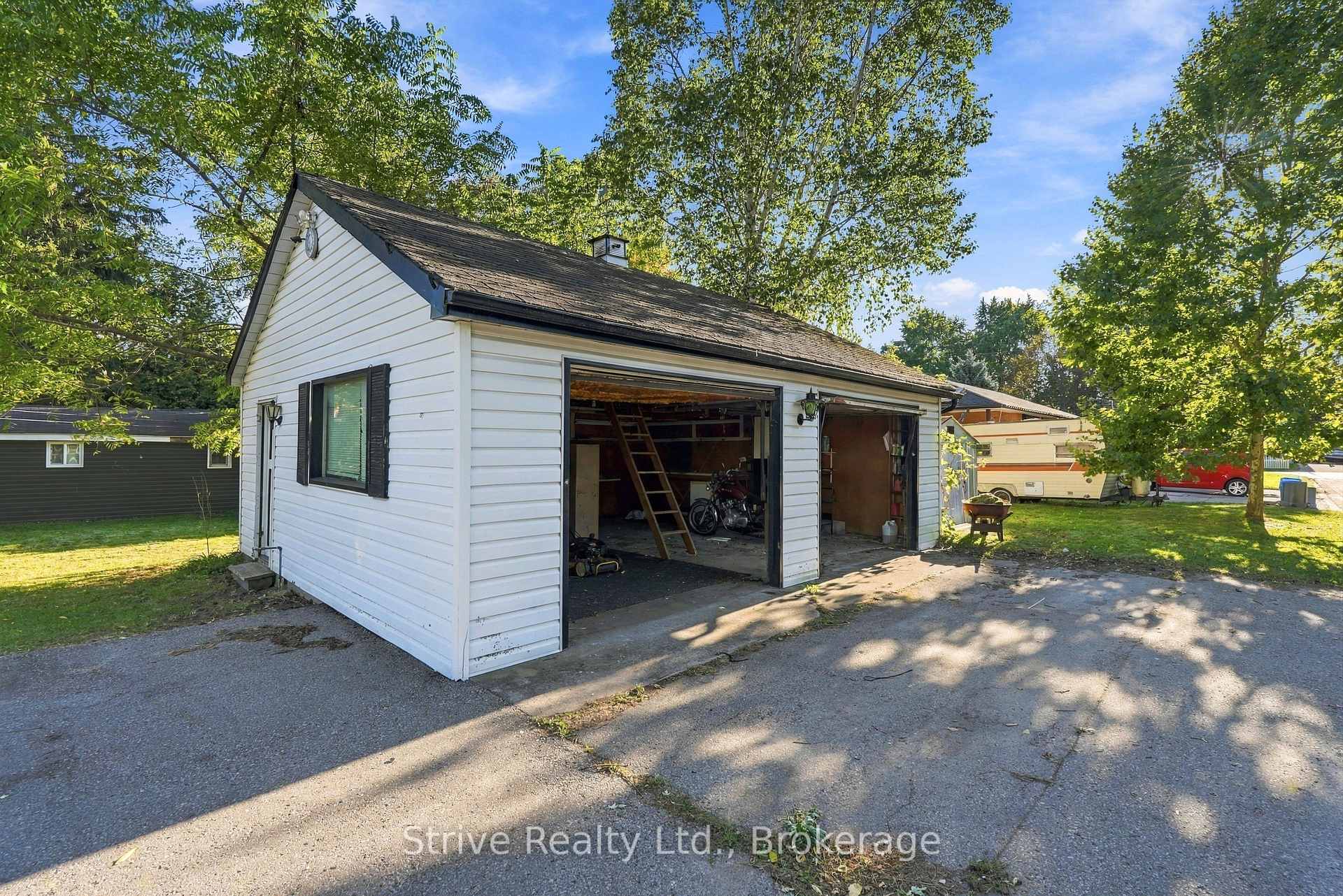 Photo 44 of 72 Elgin Street, Clarington, Bowmanville — HOMEH