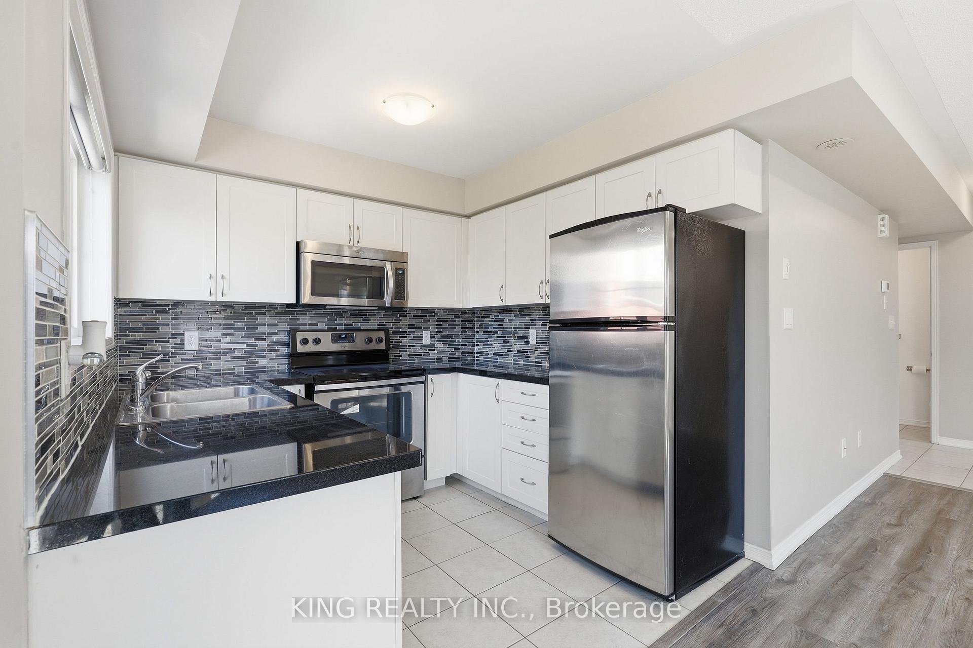 Photo 9 of Unit 8, 35 Hays Boulevard, Oakville, River Oaks — HOMEH