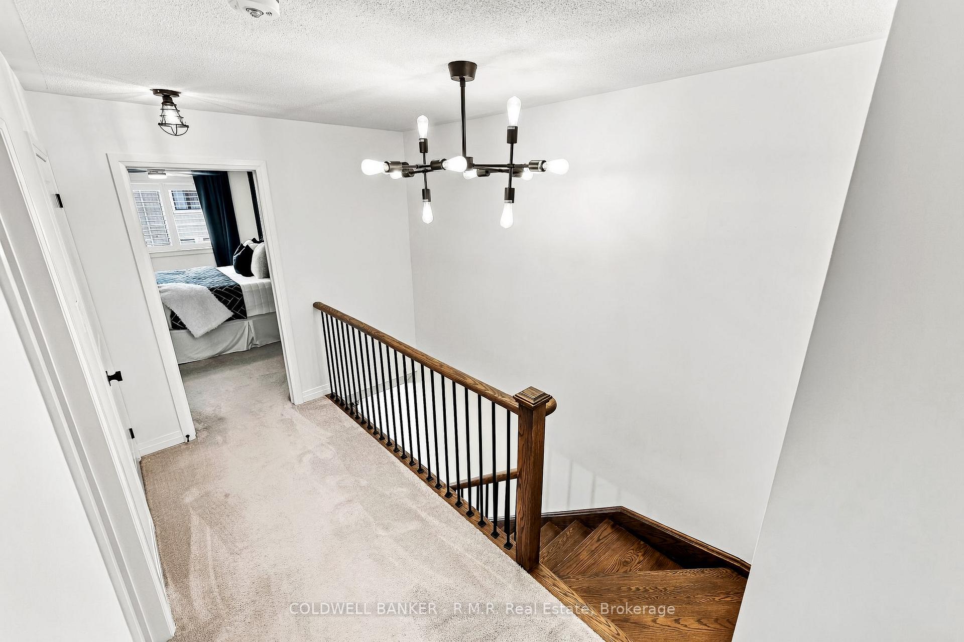 Photo 25 of 50 King George Way, Clarington, Bowmanville — HOMEH