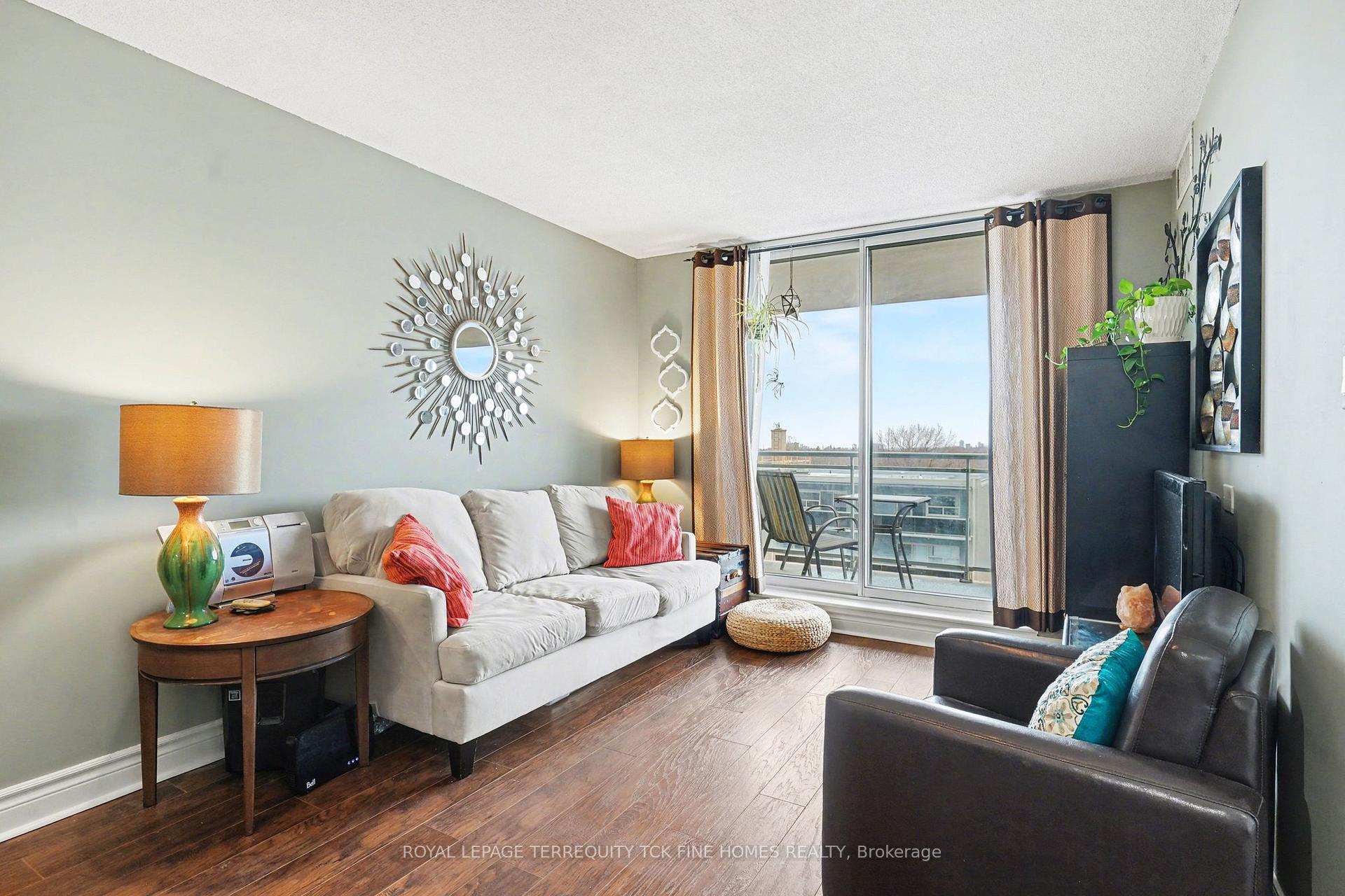 Photo 14 of Unit 1009, 398 Eglinton Avenue E, Toronto, Mount Pleasant East — HOMEH
