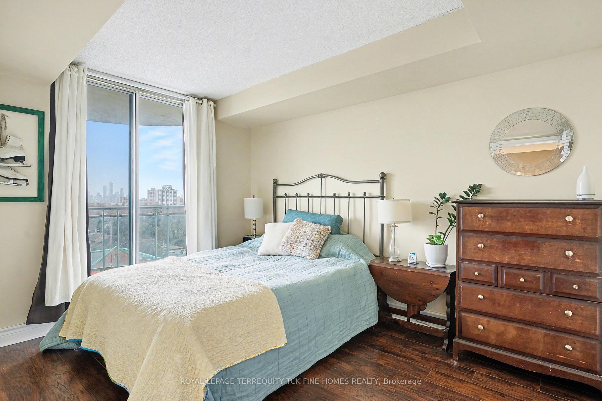 Photo 19 of Unit 1009, 398 Eglinton Avenue E, Toronto, Mount Pleasant East — HOMEH