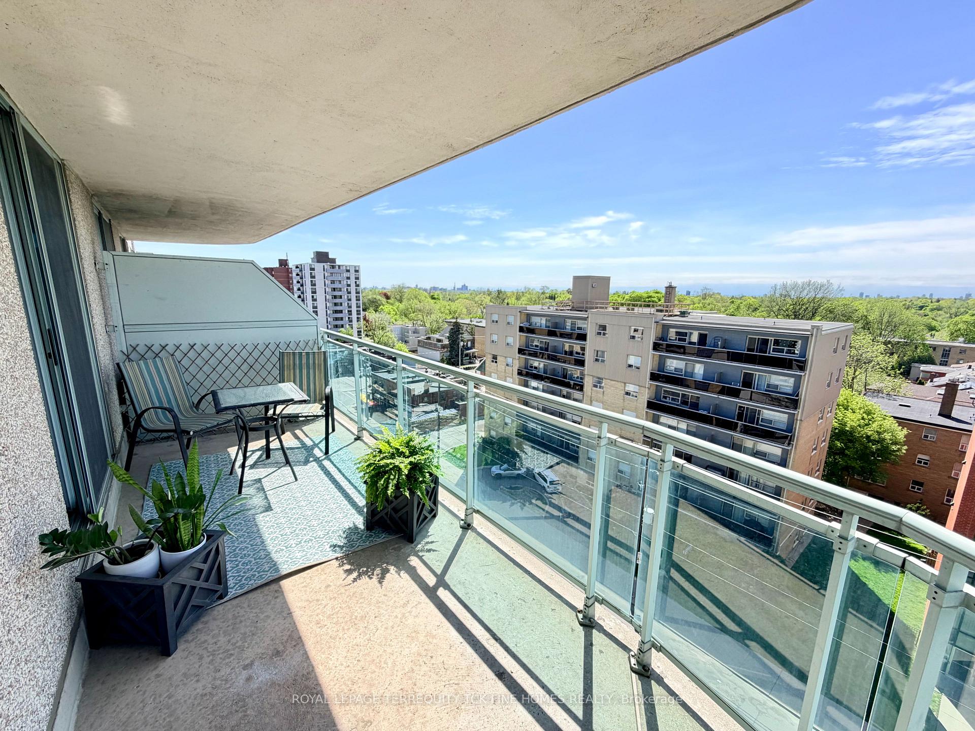 Photo 22 of Unit 1009, 398 Eglinton Avenue E, Toronto, Mount Pleasant East — HOMEH