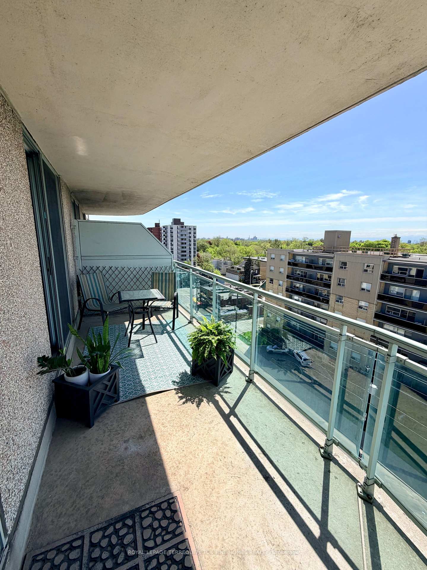 Photo 24 of Unit 1009, 398 Eglinton Avenue E, Toronto, Mount Pleasant East — HOMEH