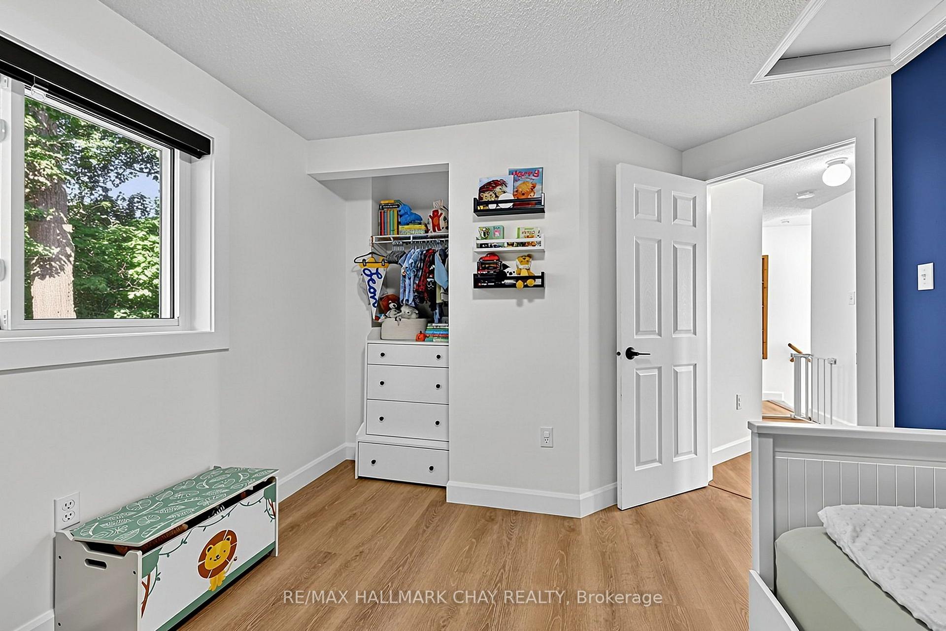 Photo 17 of Unit 3, 38 Kenwell Crescent, Barrie, Holly — HOMEH