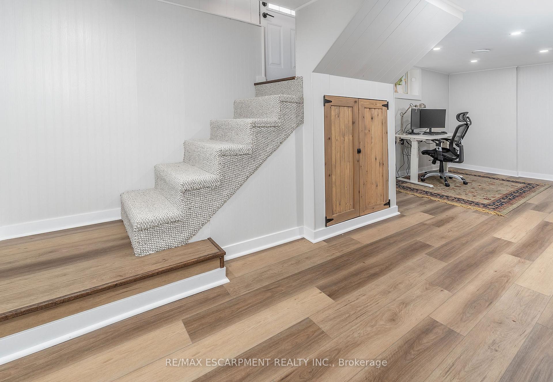 Photo 13 of 282 East 13th Street, Hamilton, Inch Park — HOMEH
