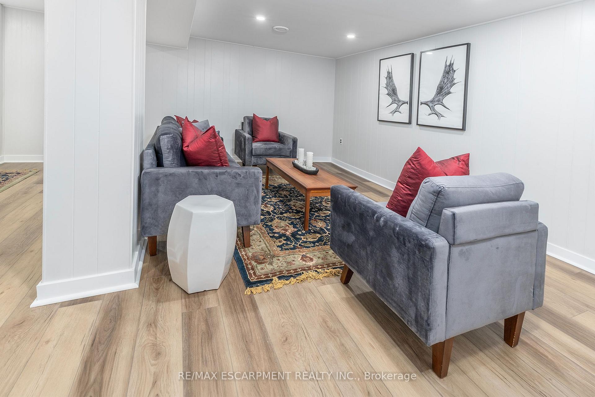 Photo 15 of 282 East 13th Street, Hamilton, Inch Park — HOMEH