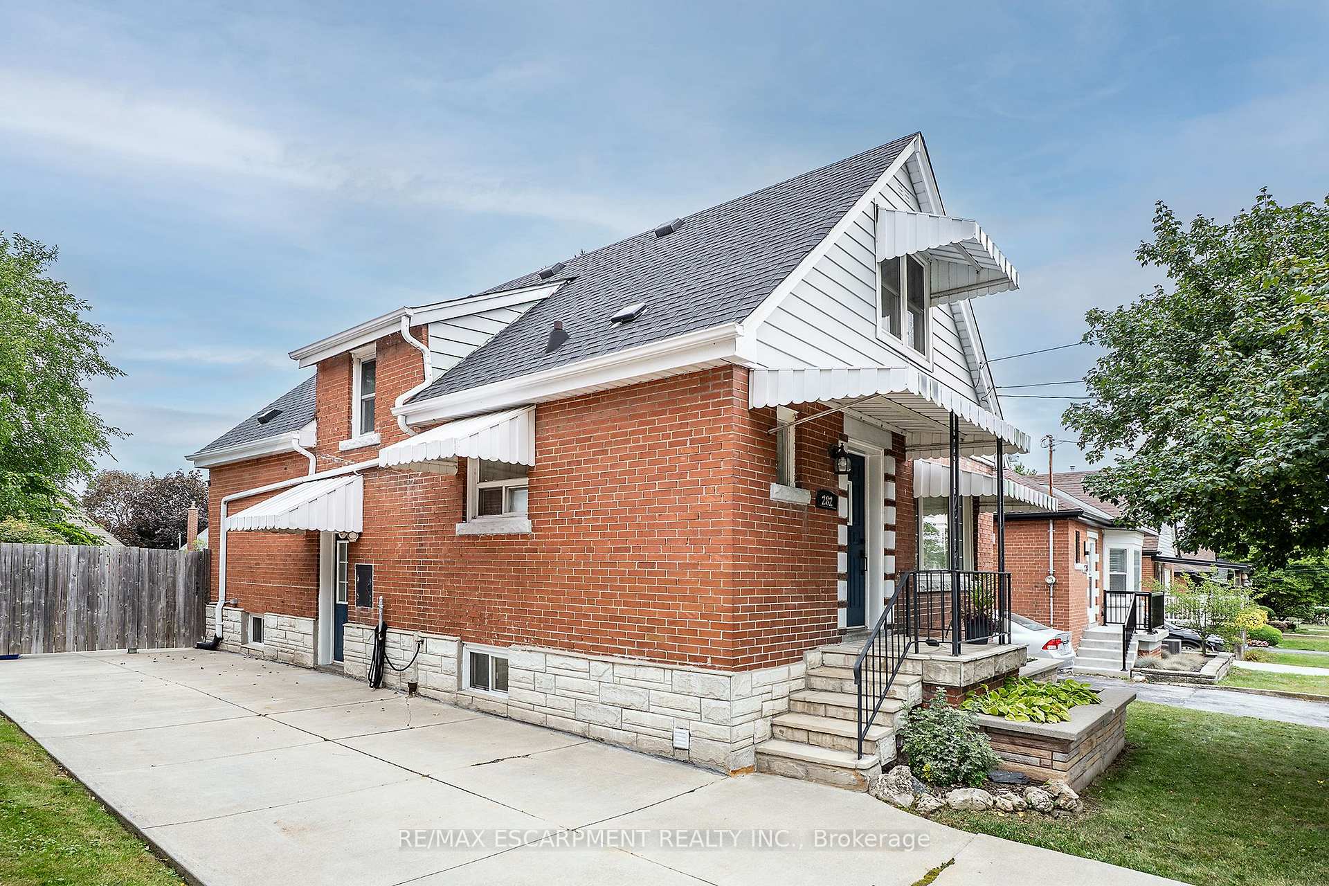 Photo 24 of 282 East 13th Street, Hamilton, Inch Park — HOMEH