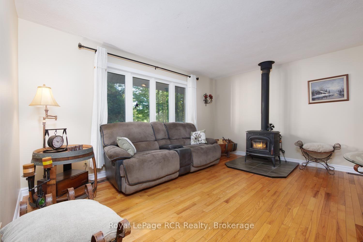 Photo 10 of 84040 Sideroad 6 Road, Meaford — HOMEH