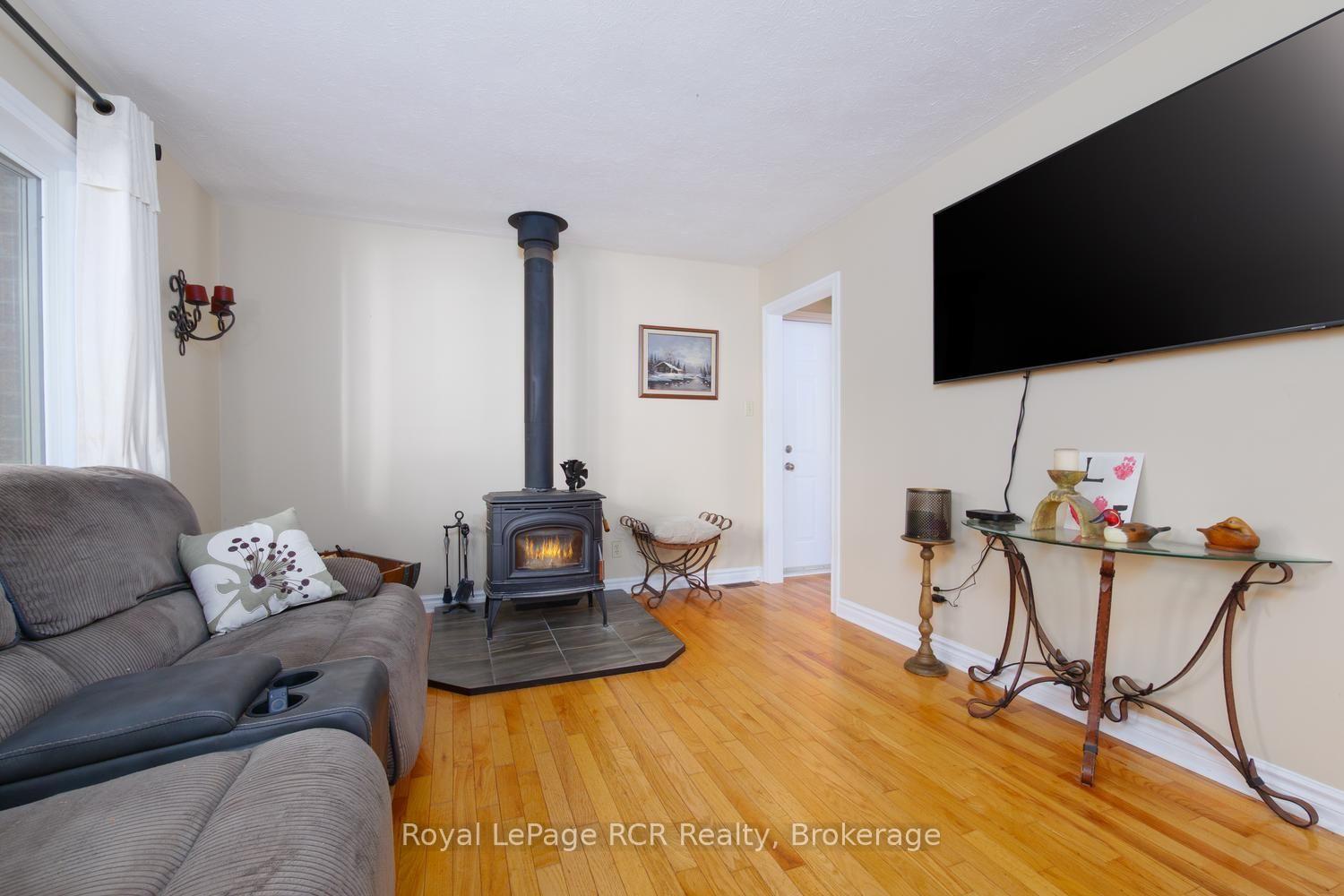 Photo 11 of 84040 Sideroad 6 Road, Meaford — HOMEH