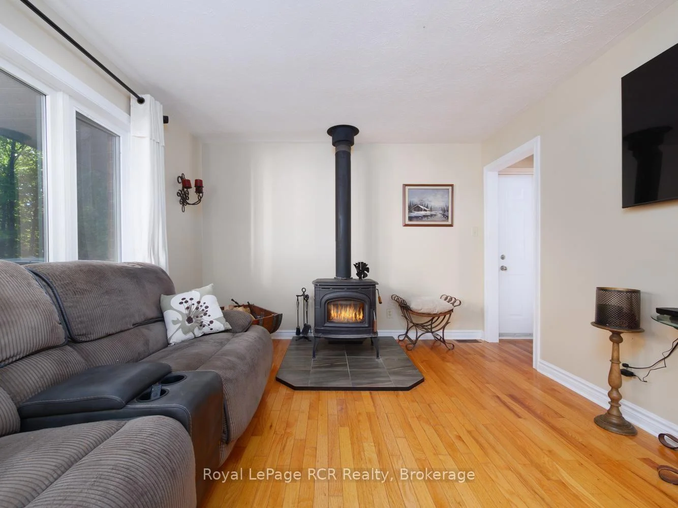 Photo 9 of 84040 Sideroad 6 Road, Meaford — HOMEH