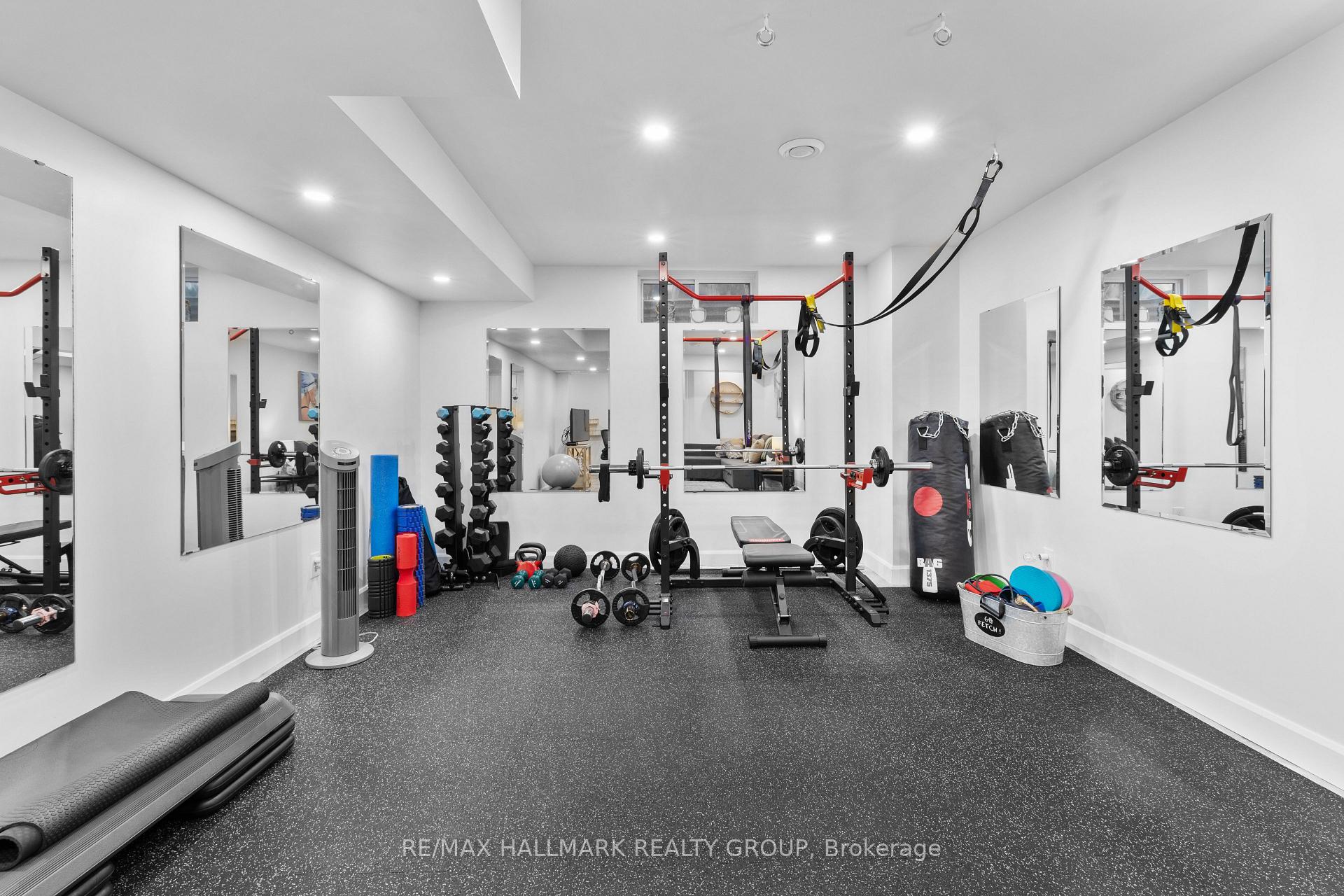 Photo 36 of 932 Dresden Crescent, Ottawa, Whitehaven — HOMEH