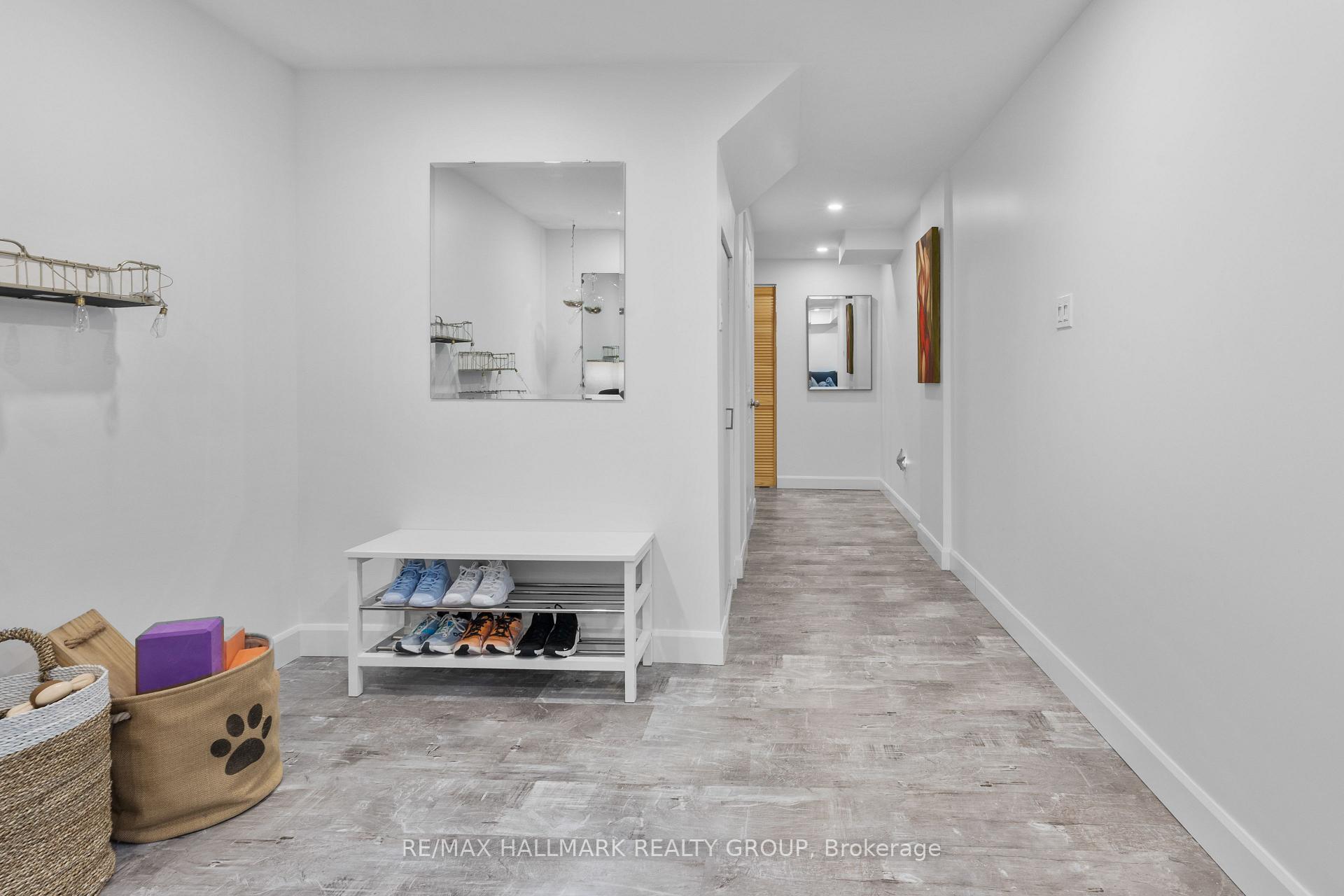 Photo 37 of 932 Dresden Crescent, Ottawa, Whitehaven — HOMEH