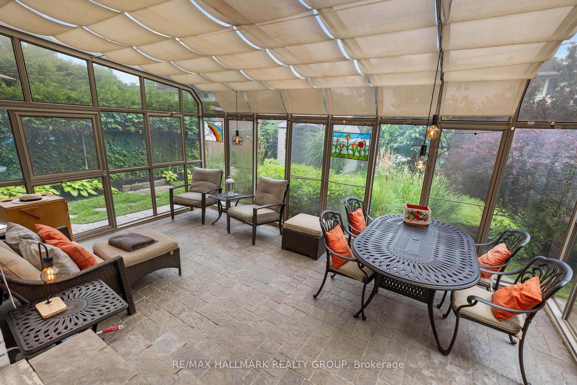 Photo 43 of 932 Dresden Crescent, Ottawa, Whitehaven — HOMEH