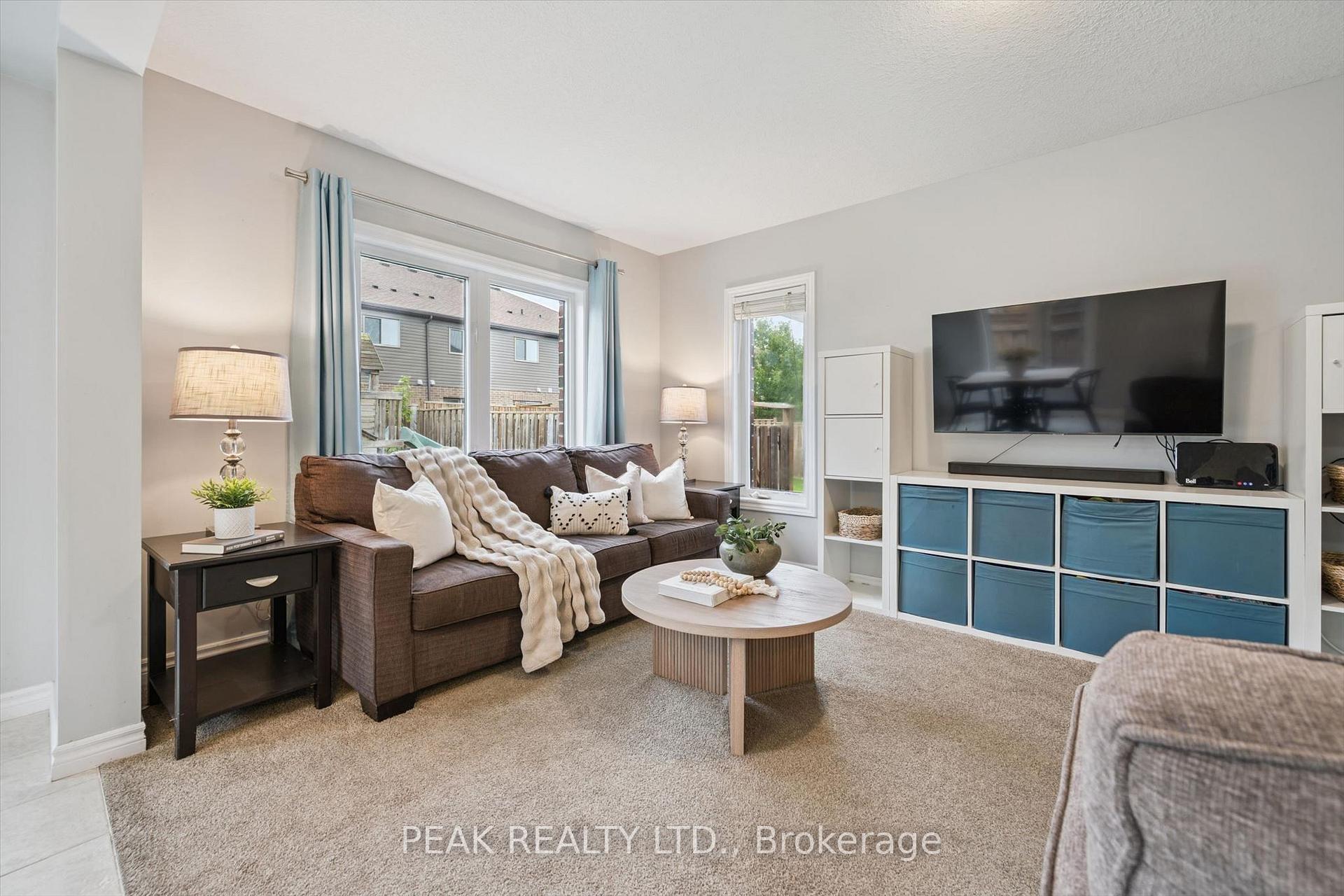Photo 15 of 335 Finoro Crescent, Woolwich, Elmira — HOMEH
