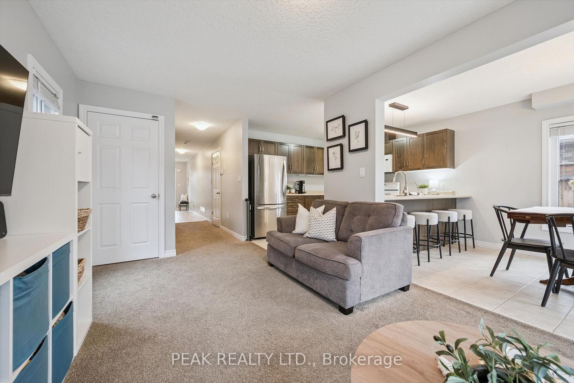 Photo 18 of 335 Finoro Crescent, Woolwich, Elmira — HOMEH