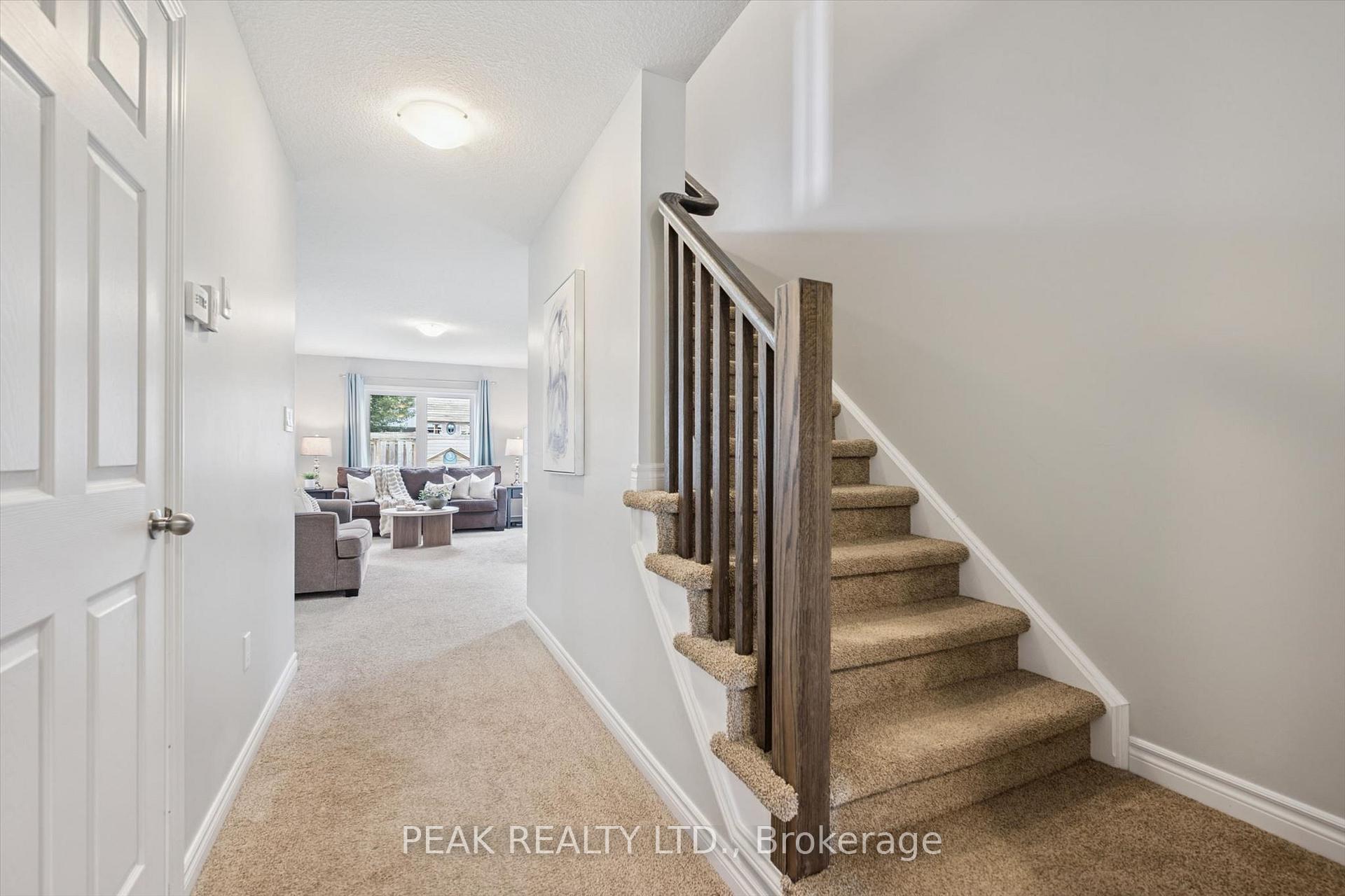 Photo 22 of 335 Finoro Crescent, Woolwich, Elmira — HOMEH