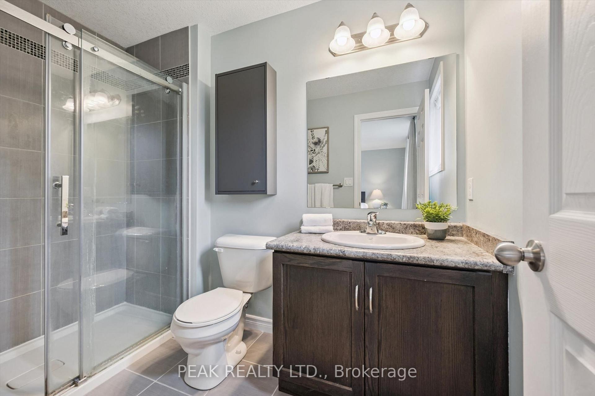 Photo 25 of 335 Finoro Crescent, Woolwich, Elmira — HOMEH