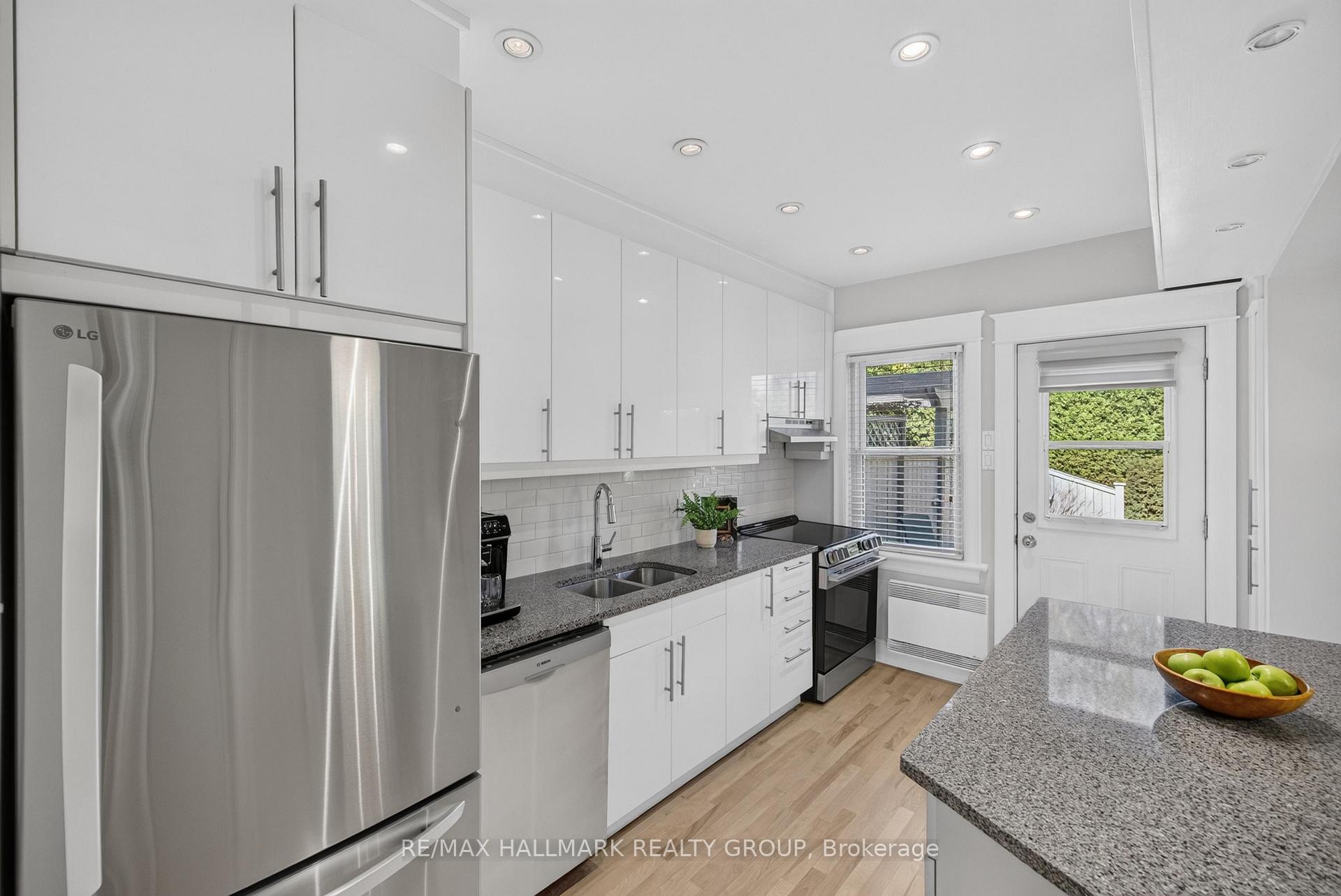 Photo 12 of 167 Hickory Street, Ottawa, West Centre Town — HOMEH