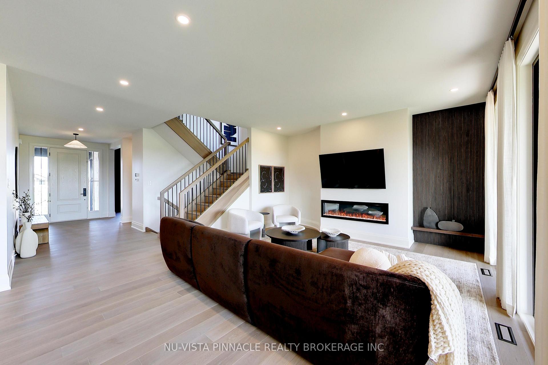 Photo 6 of 1643 Upper West Avenue, London, South B — HOMEH