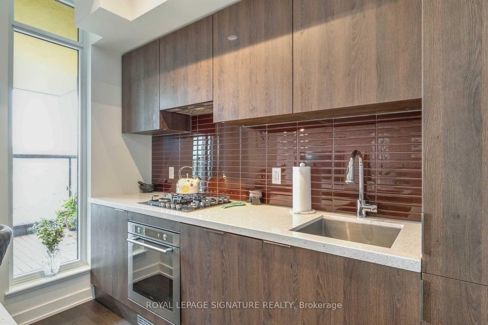 Photo 6 of Unit 504, 109 Ossington Avenue, Toronto, Trinity-Bellwoods — HOMEH