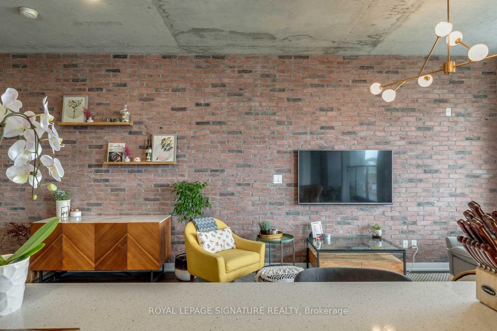Photo 15 of Unit 504, 109 Ossington Avenue, Toronto, Trinity-Bellwoods — HOMEH