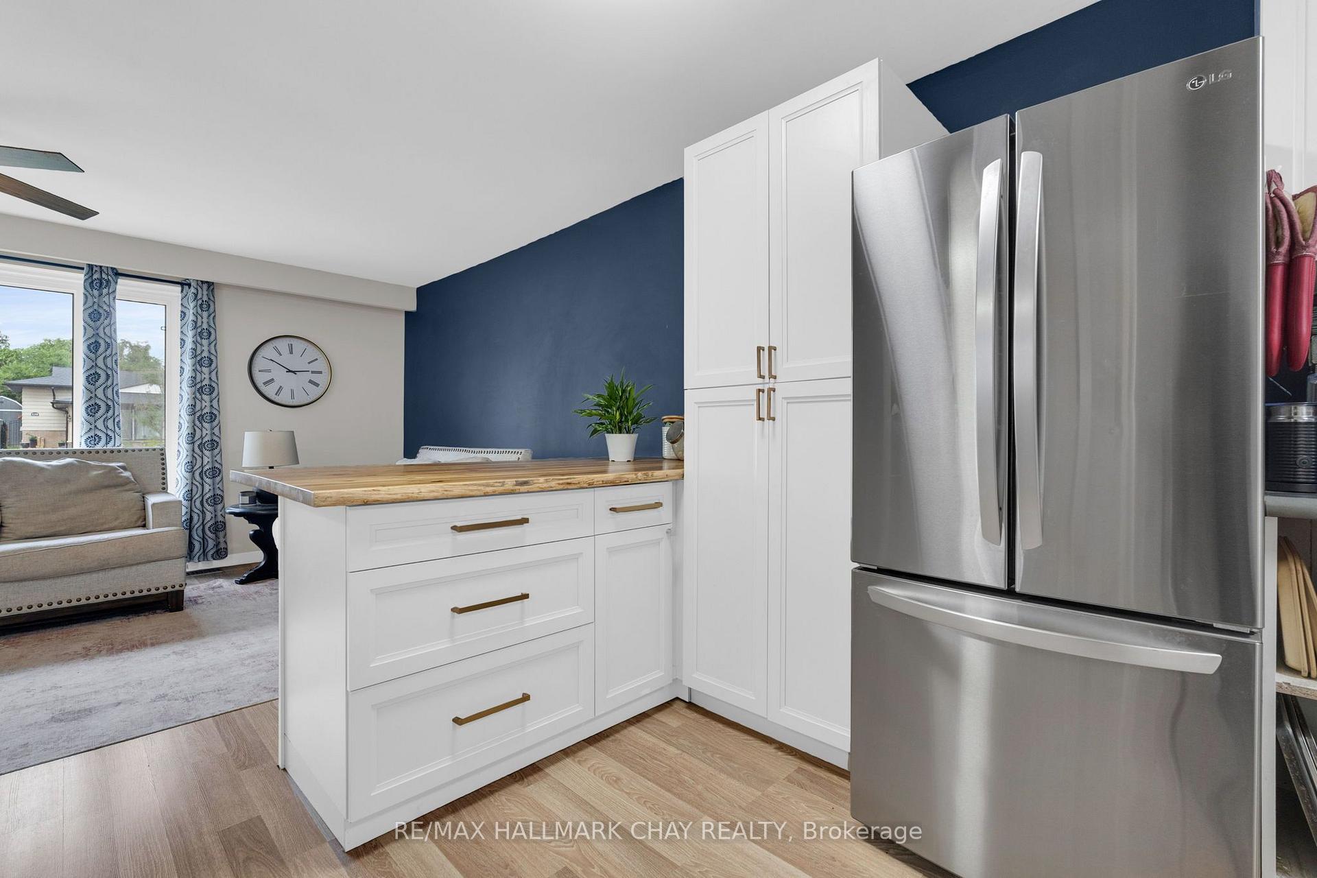 Photo 16 of 109 Daphne Crescent, Barrie, Cundles East — HOMEH