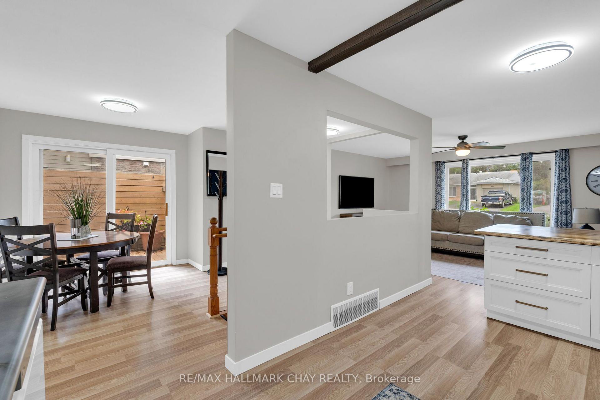 Photo 17 of 109 Daphne Crescent, Barrie, Cundles East — HOMEH