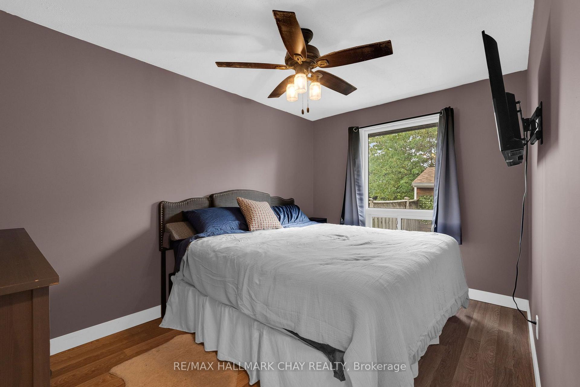 Photo 21 of 109 Daphne Crescent, Barrie, Cundles East — HOMEH