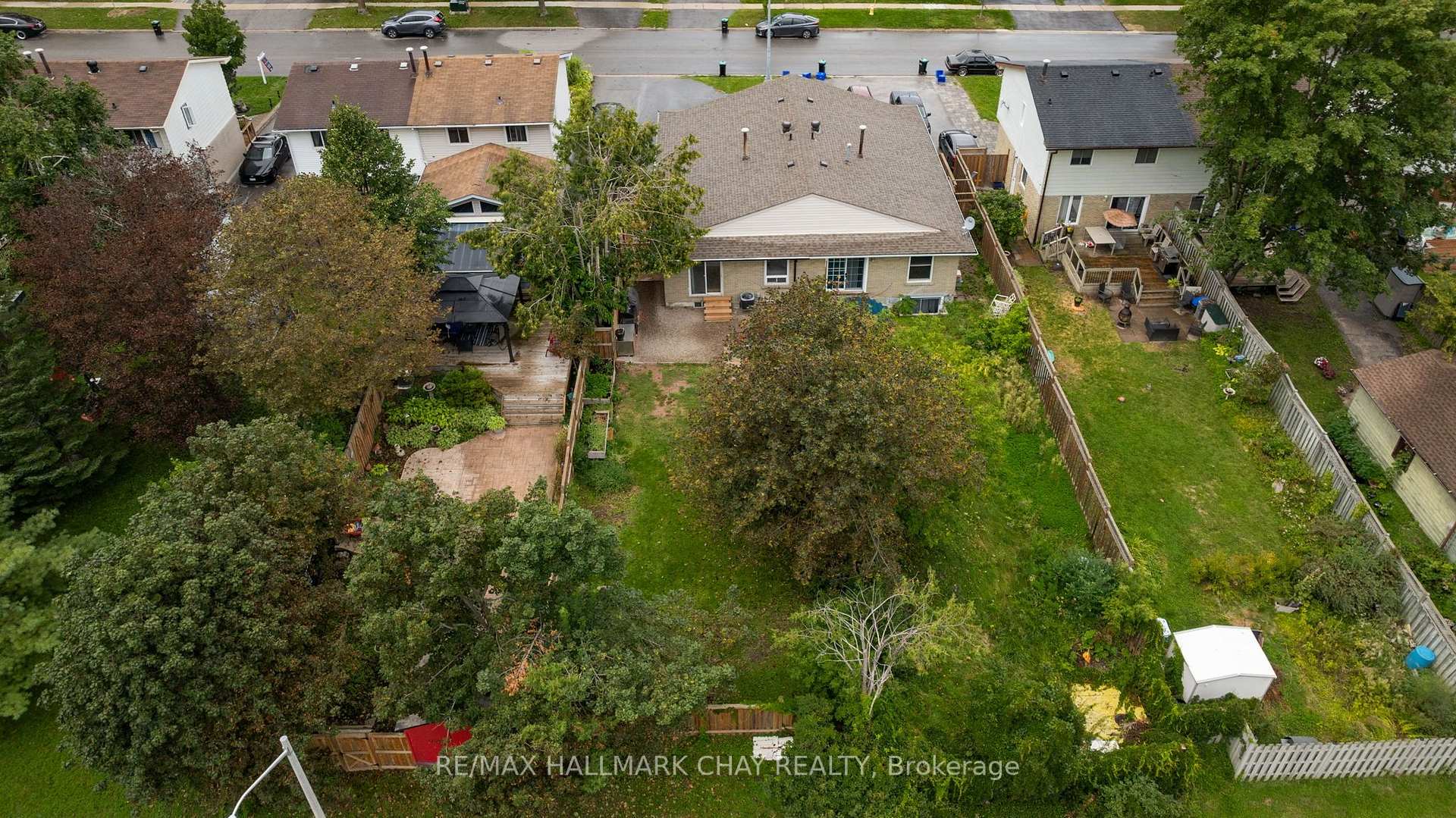 Photo 43 of 109 Daphne Crescent, Barrie, Cundles East — HOMEH
