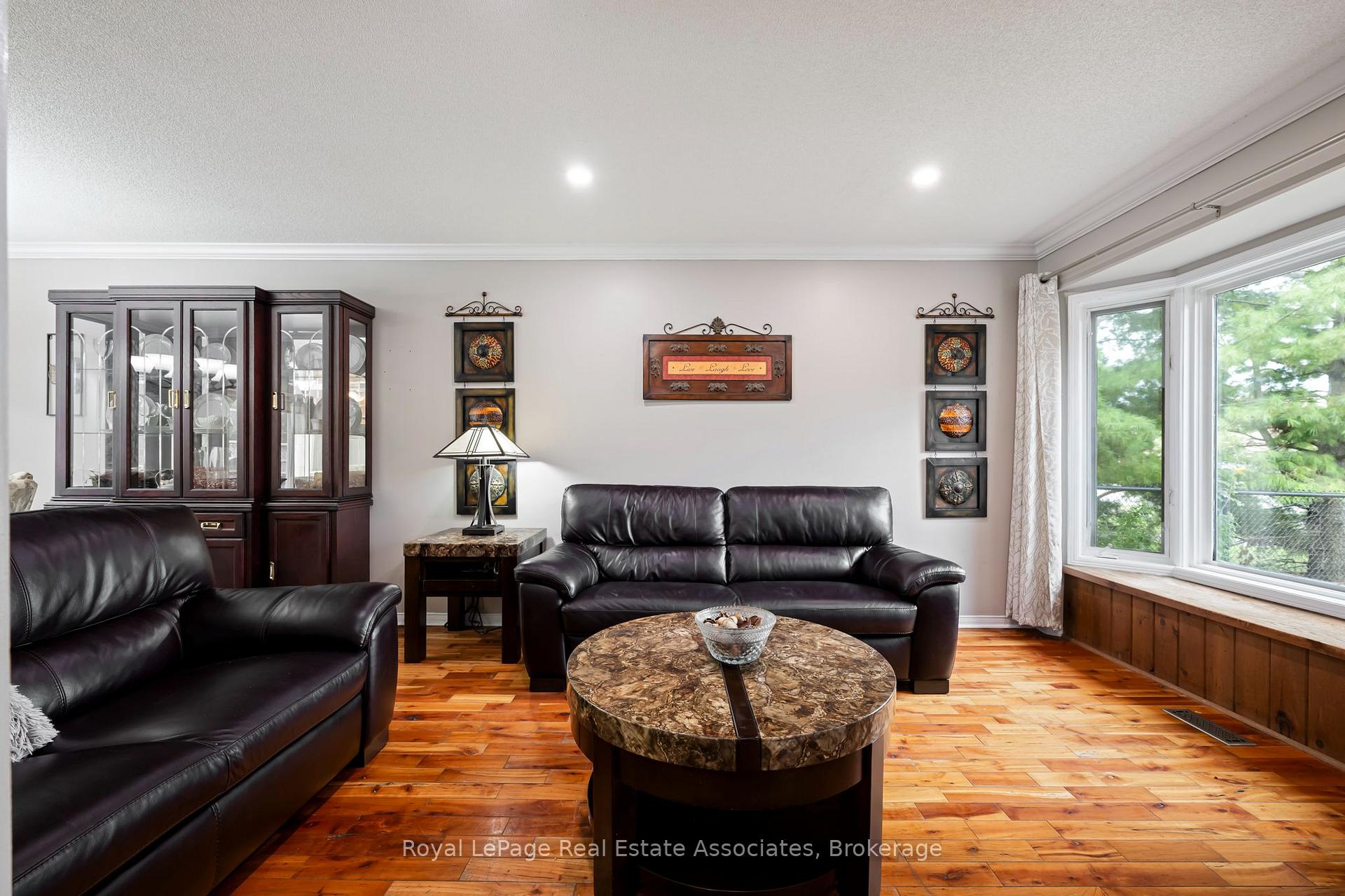 Photo 22 of 67 Smith Drive, Halton Hills, Georgetown — HOMEH