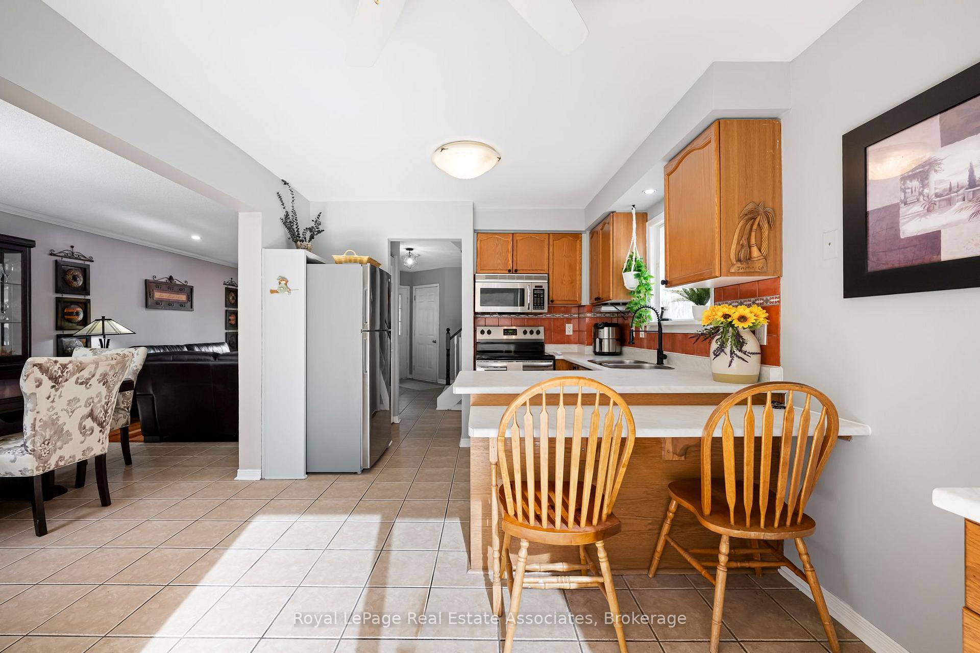 Photo 30 of 67 Smith Drive, Halton Hills, Georgetown — HOMEH