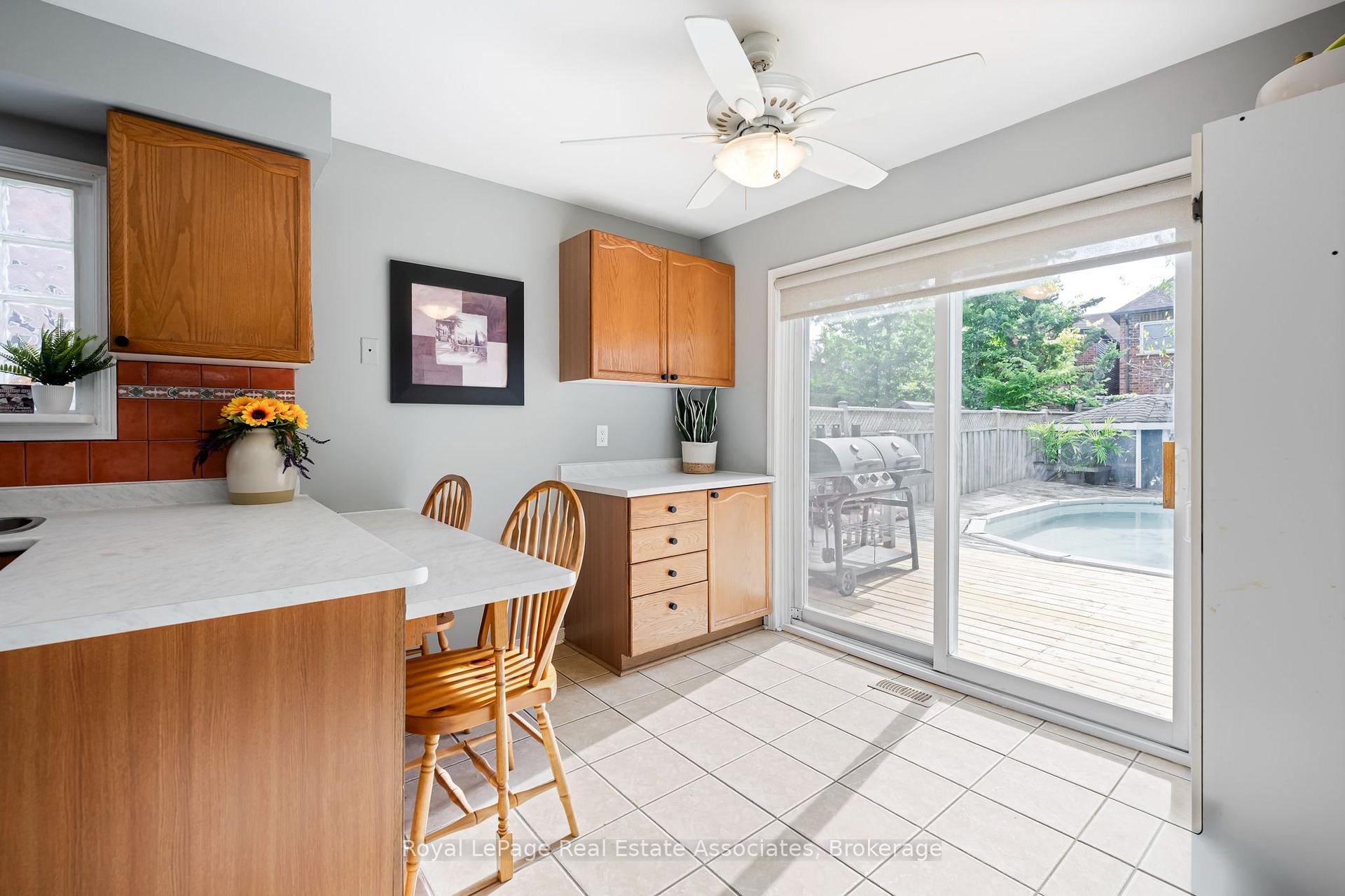 Photo 32 of 67 Smith Drive, Halton Hills, Georgetown — HOMEH