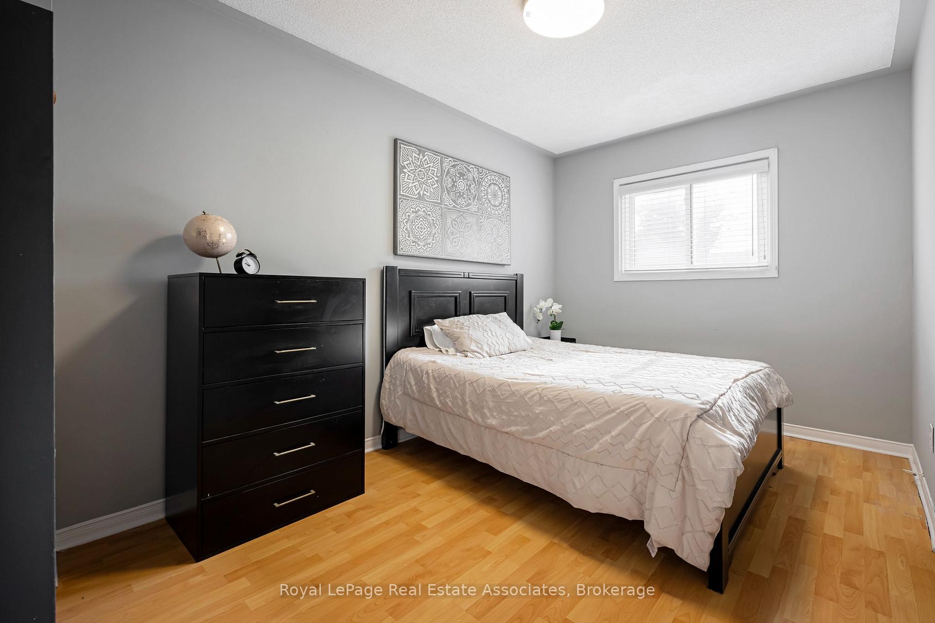 Photo 35 of 67 Smith Drive, Halton Hills, Georgetown — HOMEH