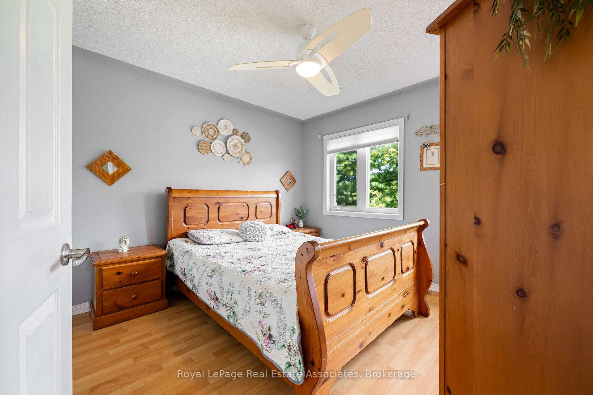Photo 39 of 67 Smith Drive, Halton Hills, Georgetown — HOMEH