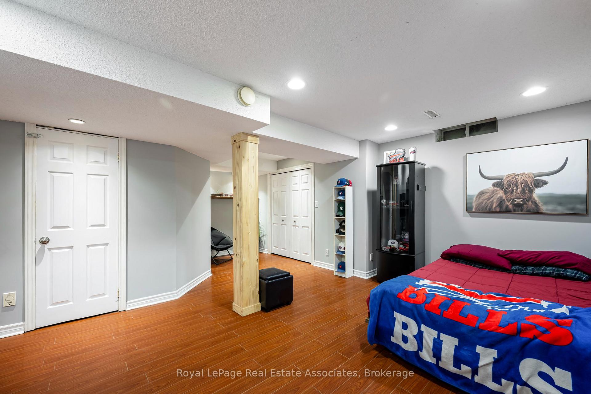 Photo 49 of 67 Smith Drive, Halton Hills, Georgetown — HOMEH