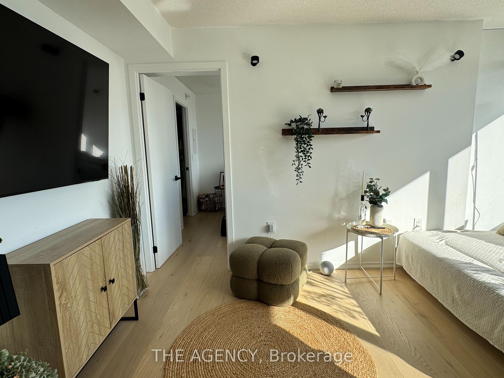 Photo 5 of Unit 1201E, 36 Lisgar Street, Toronto, Little Portugal — HOMEH