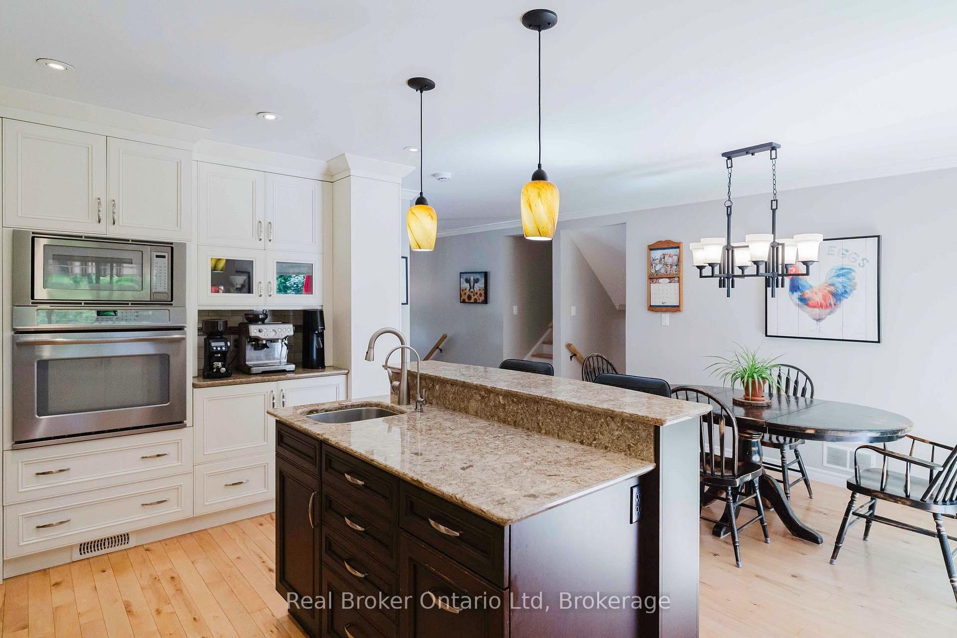 Photo 31 of 126 5th Avenue E, Owen Sound — HOMEH