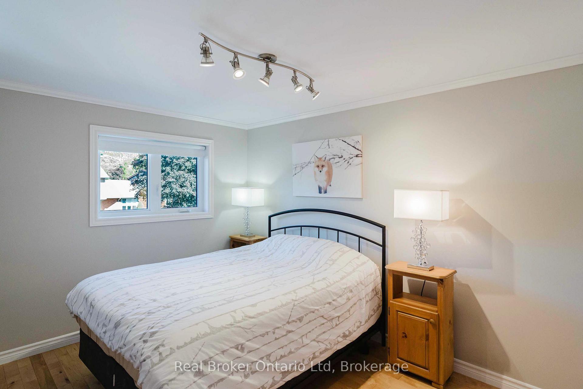 Photo 33 of 126 5th Avenue E, Owen Sound — HOMEH