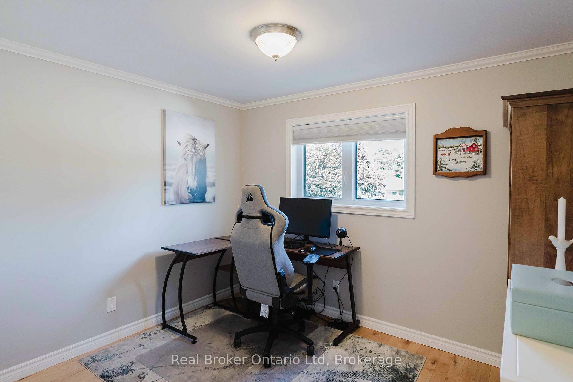 Photo 41 of 126 5th Avenue E, Owen Sound — HOMEH
