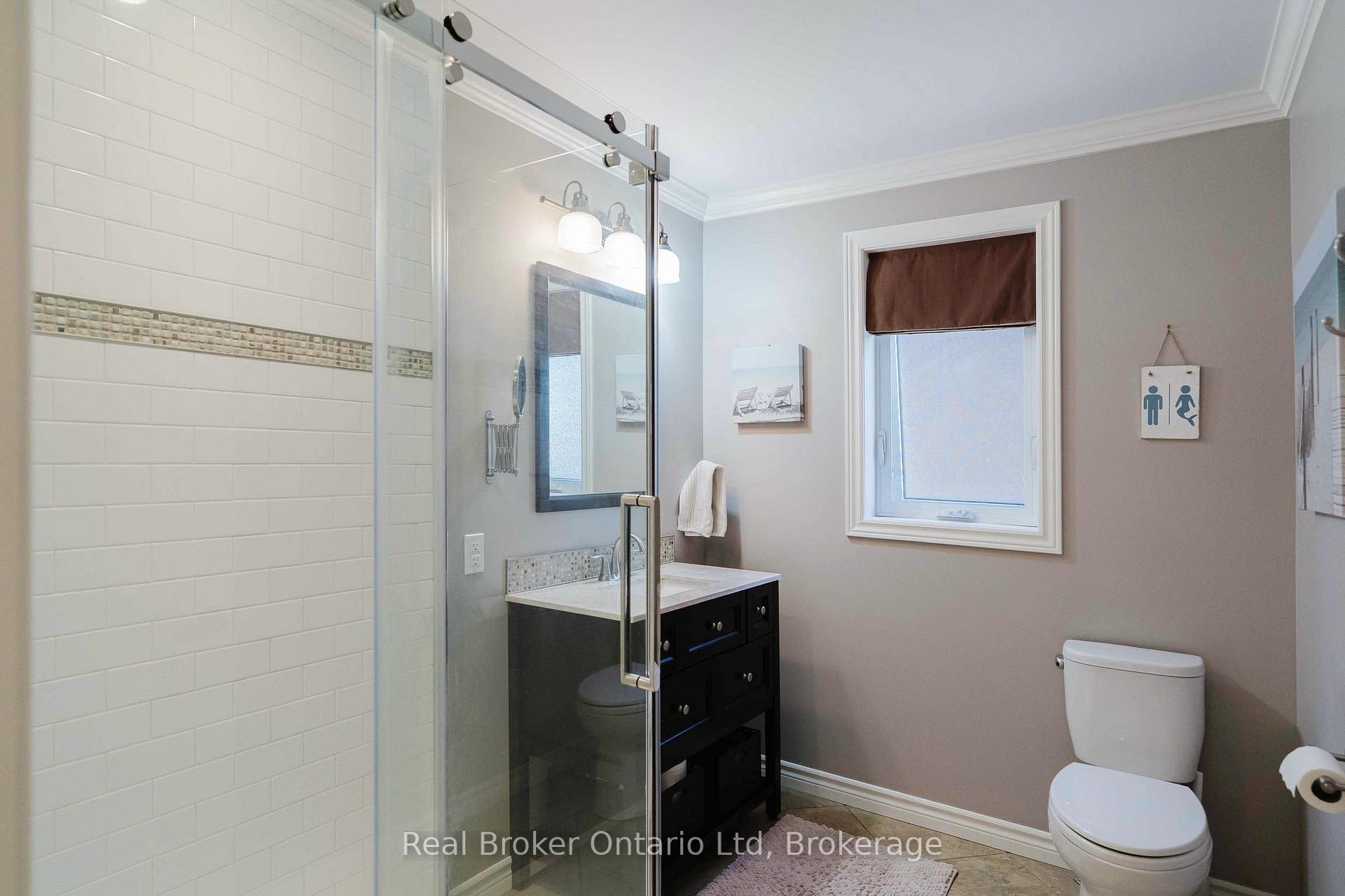 Photo 67 of 126 5th Avenue E, Owen Sound — HOMEH