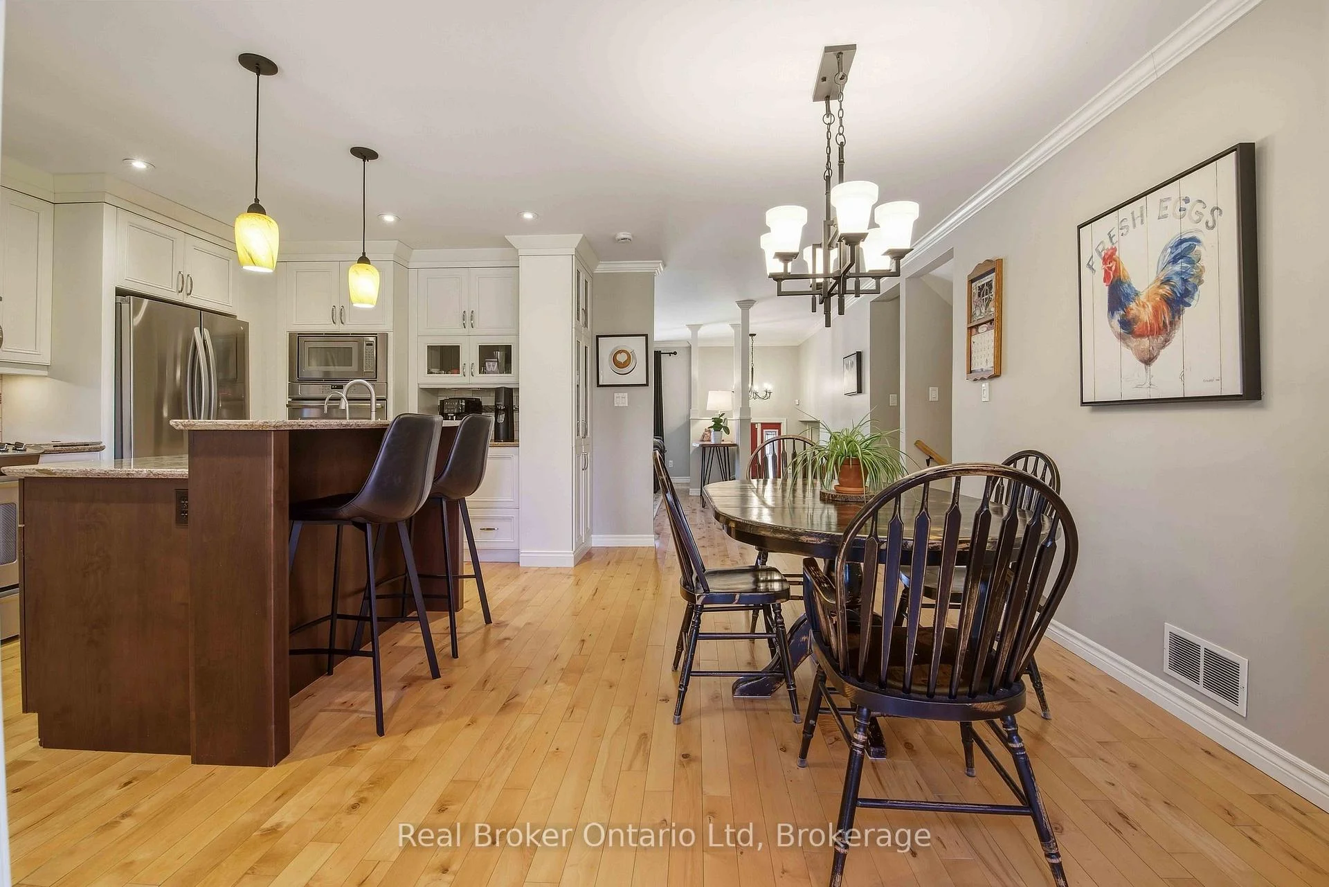 Photo 26 of 126 5th Avenue E, Owen Sound — HOMEH